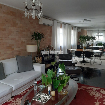 Apartamento com 2 Quartos à Venda, 145 m² em Jardim América - São Paulo