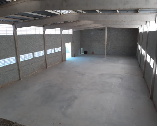 Imagem Imóvel com 3 Quartos para Alugar, 1.700 m² em Jardim São Vicente - Cotia Imagem Imóvel com 3 Quartos para Alugar, 1.700 m² em Jardim São Vicente - Cotia