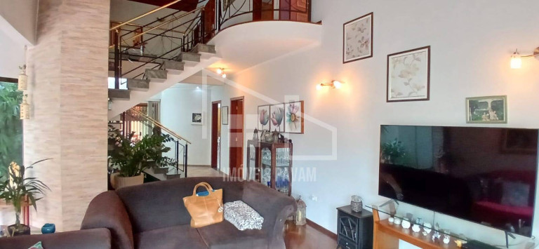Imagem Sobrado com 3 Quartos à Venda, 300 m² em Independência - São Bernardo Do Campo