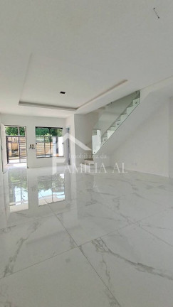 Imagem Casa com 3 Quartos à Venda, 113 m² em Bom Retiro - Joinville Imagem Casa com 3 Quartos à Venda, 113 m² em Bom Retiro - Joinville