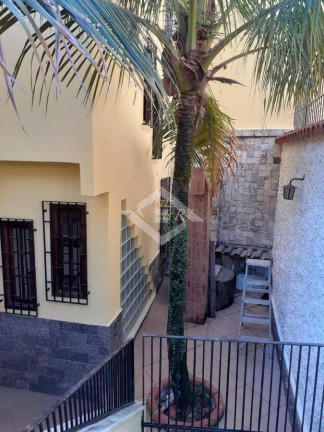 Imagem Casa com 3 Quartos à Venda, 173 m² em Fonseca - Niterói