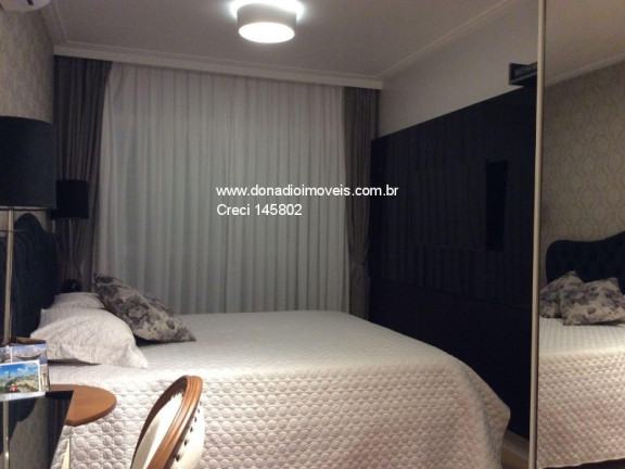 Imagem Apartamento com 2 Quartos à Venda, 93 m² em Agronômica - Florianópolis