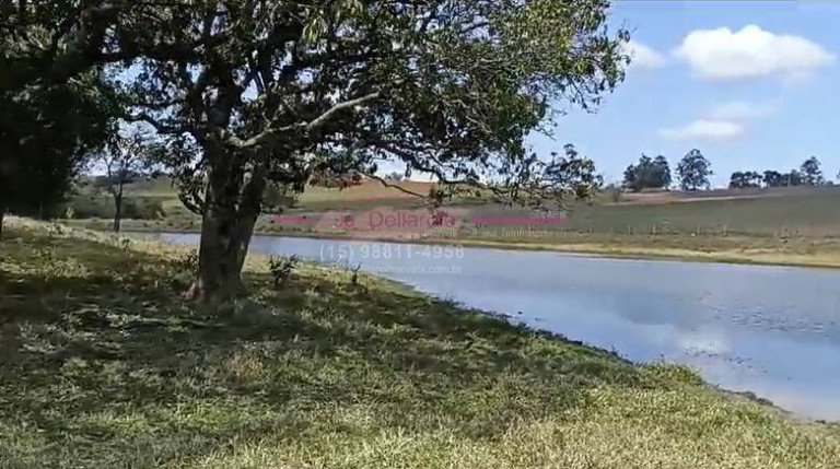 Imagem Chácara com 2 Quartos à Venda, 150 m² em área Rural De Tatuí - Tatuí