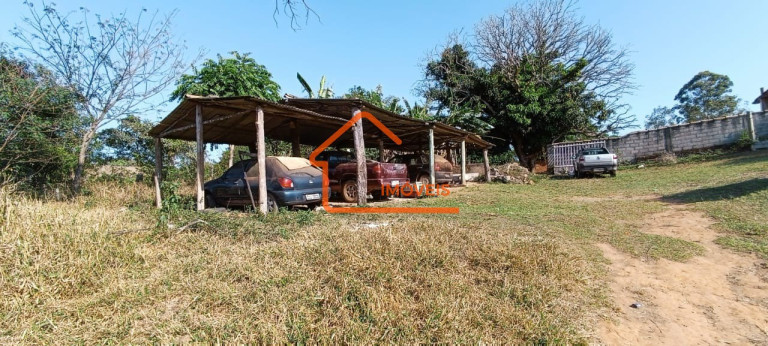 Imagem Imóvel com 3 Quartos à Venda, 300 m² em Alfenas - Alfenas Imagem Imóvel com 3 Quartos à Venda, 300 m² em Alfenas - Alfenas
