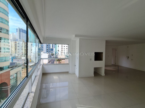 Imagem Apartamento com 3 Quartos à Venda, 159 m² em Centro - Balneário Camboriú