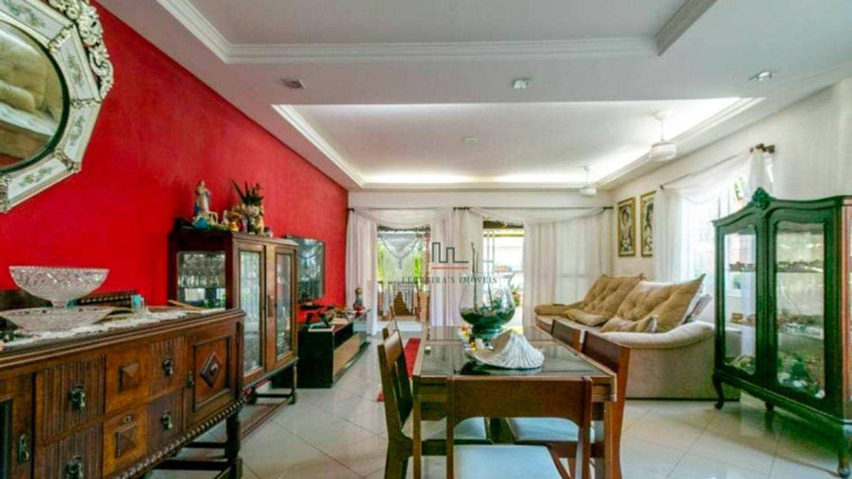 Casa com 3 Quartos à Venda, 310 m² em Piratininga - Niterói