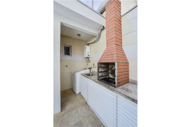 Imagem Casa com 2 Quartos à Venda, em Chácara Santo Antônio (zona Sul) - São Paulo Imagem Casa com 2 Quartos à Venda, em Chácara Santo Antônio (zona Sul) - São Paulo