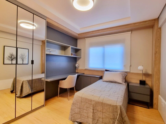 Imagem Apartamento com 3 Quartos à Venda, 167 m² em Três Figueiras - Porto Alegre