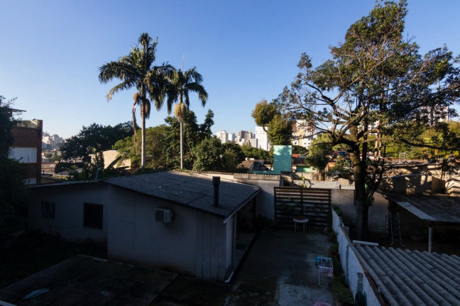 Imagem Imóvel com 2 Quartos à Venda, em Petrópolis - Porto Alegre Imagem Imóvel com 2 Quartos à Venda, em Petrópolis - Porto Alegre