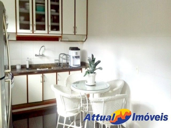 Imagem Casa com 3 Quartos à Venda, 360 m² em Comary - Teresópolis Imagem Casa com 3 Quartos à Venda, 360 m² em Comary - Teresópolis