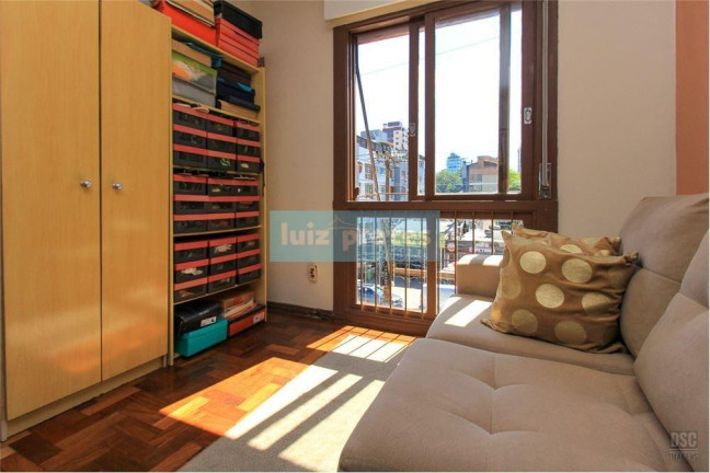 Imagem Apartamento com 1 Quarto à Venda, 157 m² em Petrópolis - Porto Alegre