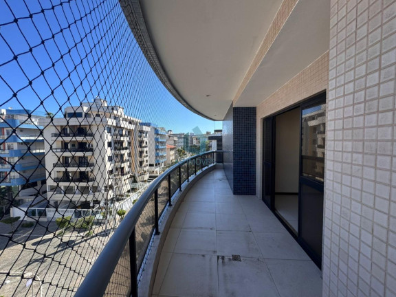 Imagem Apartamento com 3 Quartos à Venda, 120 m² em Algodoal - Cabo Frio