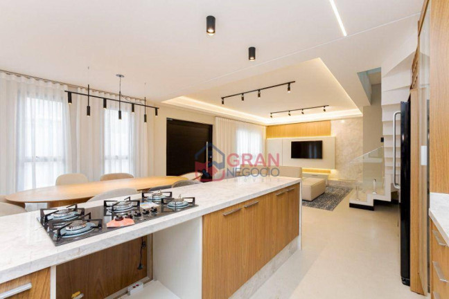 Imagem Sobrado com 3 Quartos à Venda, 220 m² em Santa Felicidade - Curitiba Imagem Sobrado com 3 Quartos à Venda, 220 m² em Santa Felicidade - Curitiba