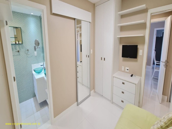 Imagem Imóvel com 4 Quartos à Venda, 225 m² em Patamares - Salvador Imagem Imóvel com 4 Quartos à Venda, 225 m² em Patamares - Salvador