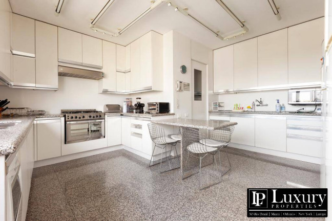 Imagem Apartamento com 3 Quartos à Venda, 375 m² em Higienópolis - São Paulo Imagem Apartamento com 3 Quartos à Venda, 375 m² em Higienópolis - São Paulo