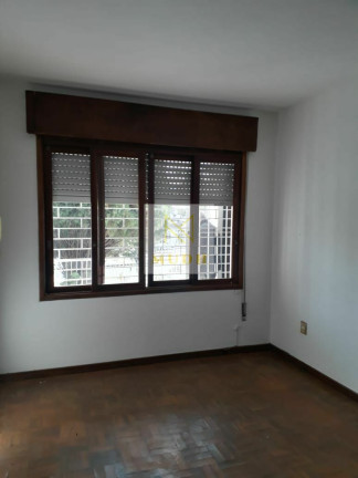 Imagem Casa com 3 Quartos à Venda, 138 m² em Medianeira - Porto Alegre Imagem Casa com 3 Quartos à Venda, 138 m² em Medianeira - Porto Alegre