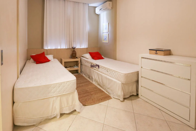 Imagem Apartamento com 2 Quartos à Venda, 107 m² em Centro - Balneário Camboriú