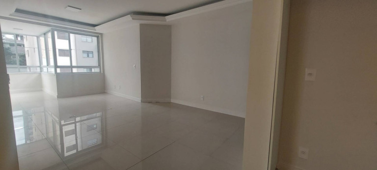 Imagem Apartamento com 3 Quartos à Venda, 96 m² em Centro - Florianópolis