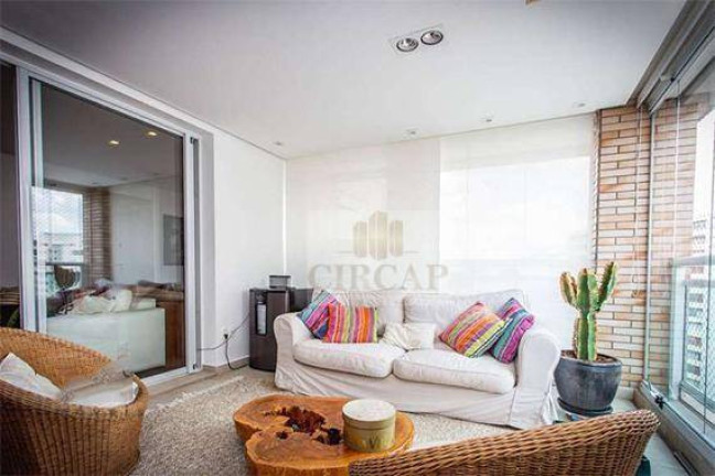 Imagem Apartamento com 3 Quartos à Venda, 162 m² em Itaim Bibi - São Paulo