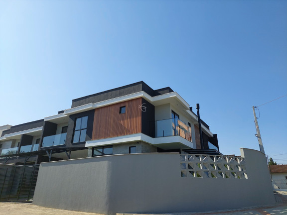 Imagem Casa com 3 Quartos à Venda, 148 m² em Saguaçu - Joinville Imagem Casa com 3 Quartos à Venda, 148 m² em Saguaçu - Joinville