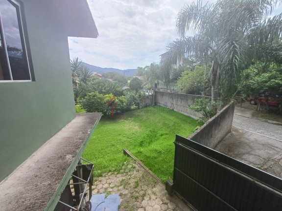 Imagem Casa com 3 Quartos para Alugar, 120 m² em Barra Da Lagoa - Florianópolis Imagem Casa com 3 Quartos para Alugar, 120 m² em Barra Da Lagoa - Florianópolis