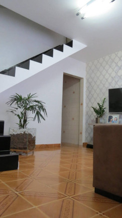 Imagem Casa com 3 Quartos à Venda, 250 m² em Jardim Santo André - São Paulo Imagem Casa com 3 Quartos à Venda, 250 m² em Jardim Santo André - São Paulo