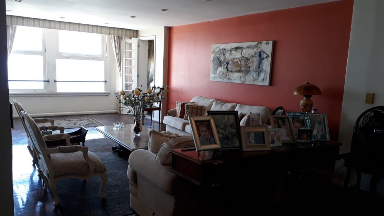 Imagem Apartamento com 3 Quartos à Venda, 170 m² em Copacabana - Rio De Janeiro
