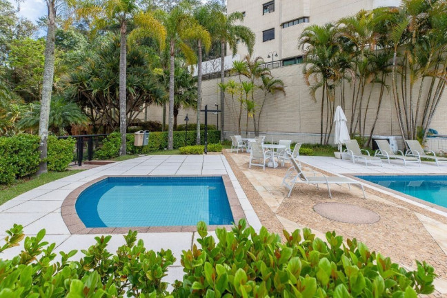Apartamento com 3 Quartos à Venda, 215 m² em Panamby - São Paulo