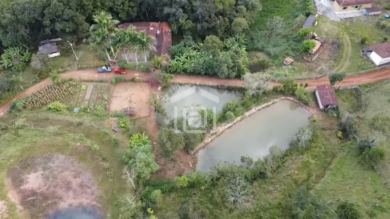 Imagem Imóvel com 3 Quartos à Venda, 15.000 m² em Amendoim - Caldas Imagem Imóvel com 3 Quartos à Venda, 15.000 m² em Amendoim - Caldas
