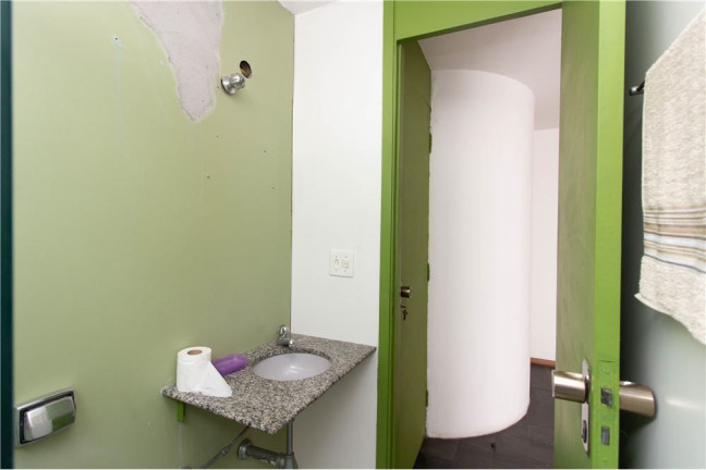 Imagem Casa com 1 Quarto à Venda, 200 m² em Moema - São Paulo Imagem Casa com 1 Quarto à Venda, 200 m² em Moema - São Paulo