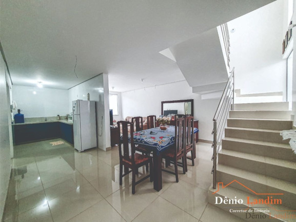 Imagem Sobrado com 3 Quartos à Venda, 140 m² em Major Prates - Montes Claros