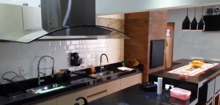 Imagem Casa de Condomínio com 3 Quartos à Venda, 217 m² em Jardim Residencial Chácara Ondina - Sorocaba