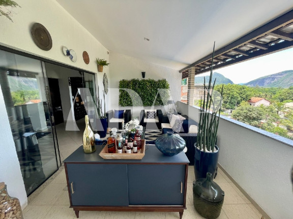 Imagem Casa com 5 Quartos à Venda, 500 m² em Vargem Pequena - Rio De Janeiro Imagem Casa com 5 Quartos à Venda, 500 m² em Vargem Pequena - Rio De Janeiro