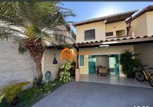 Casa com 4 Quartos à Venda, 188 m² em Sapiranga - Fortaleza