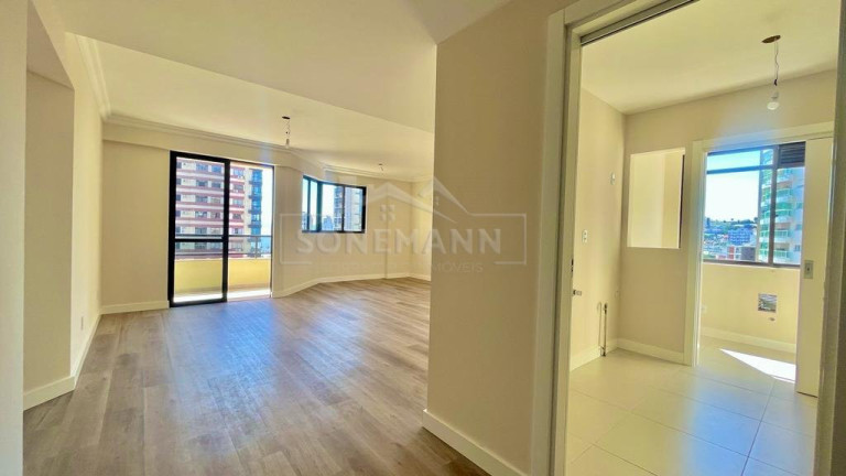 Imagem Apartamento com 3 Quartos à Venda, 110 m² em Centro - Florianópolis Imagem Apartamento com 3 Quartos à Venda, 110 m² em Centro - Florianópolis