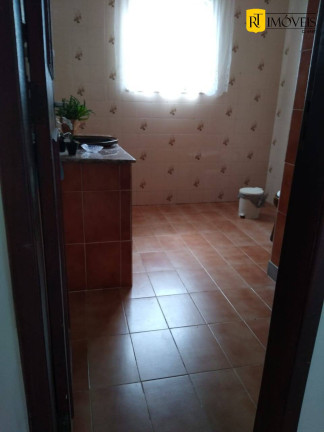 Imagem Casa com 3 Quartos à Venda, 200 m² em Centro (iguabinha) - Araruama Imagem Casa com 3 Quartos à Venda, 200 m² em Centro (iguabinha) - Araruama