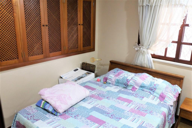 Imagem Casa com 5 Quartos à Venda, 130 m² em Iucas - Teresópolis