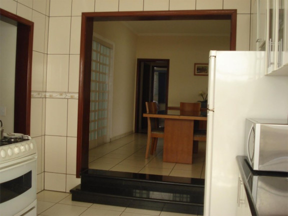 Imagem Casa com 3 Quartos à Venda, 326 m² em Jardim Macarenko - Sumaré Imagem Casa com 3 Quartos à Venda, 326 m² em Jardim Macarenko - Sumaré