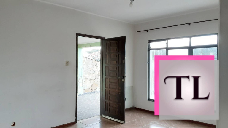 Imagem Casa com 3 Quartos para Alugar, 120 m² em Jardim Quisisana - Poços De Caldas Imagem Casa com 3 Quartos para Alugar, 120 m² em Jardim Quisisana - Poços De Caldas