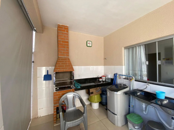 Imóvel com 
            	2             Quartos à Venda, 95 m² em 
            	Jardim Veneza             - 
            	Aparecida De Goiania            