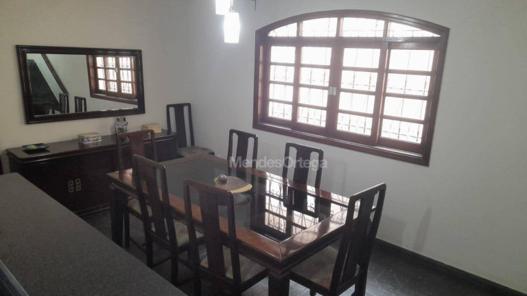 Imagem Casa com 3 Quartos à Venda, 260 m² em Jardim Santa Rosália - Sorocaba Imagem Casa com 3 Quartos à Venda, 260 m² em Jardim Santa Rosália - Sorocaba