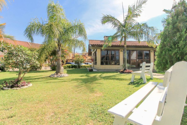 Imagem Casa com 3 Quartos à Venda, 155 m² em Hípica - Porto Alegre Imagem Casa com 3 Quartos à Venda, 155 m² em Hípica - Porto Alegre