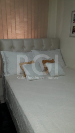 Imagem Apartamento com 3 Quartos à Venda, 69 m² em Passo Da Areia - Porto Alegre