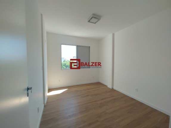 Imagem Apartamento com 2 Quartos à Venda, 100 m² em Centro - Florianópolis Imagem Apartamento com 2 Quartos à Venda, 100 m² em Centro - Florianópolis