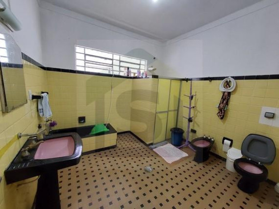 Imagem Casa com 4 Quartos à Venda, 163 m² em Centro - Botucatu