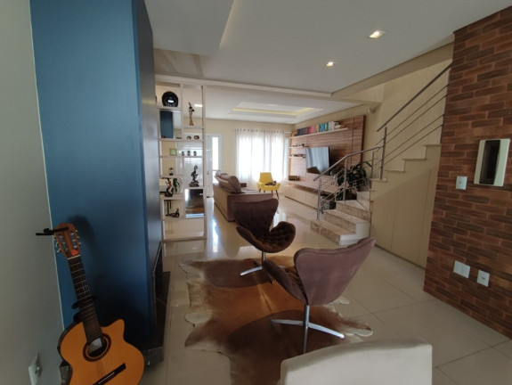 Imagem Casa com 3 Quartos à Venda, 166 m² em Estância Velha - Canoas
