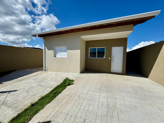 Imagem Casa com 2 Quartos à Venda, 200 m² em Centro - Extrema Imagem Casa com 2 Quartos à Venda, 200 m² em Centro - Extrema