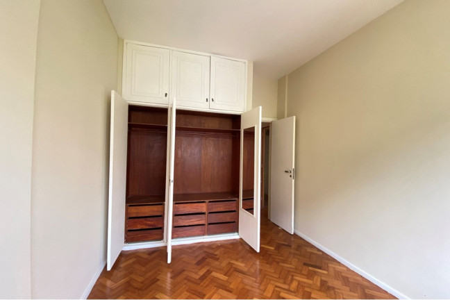 Imagem Apartamento com 3 Quartos à Venda, 136 m² em Copacabana - Rio De Janeiro