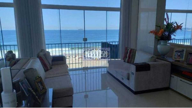 Imagem Apartamento com 3 Quartos à Venda, 153 m² em Copacabana - Rio De Janeiro Imagem Apartamento com 3 Quartos à Venda, 153 m² em Copacabana - Rio De Janeiro