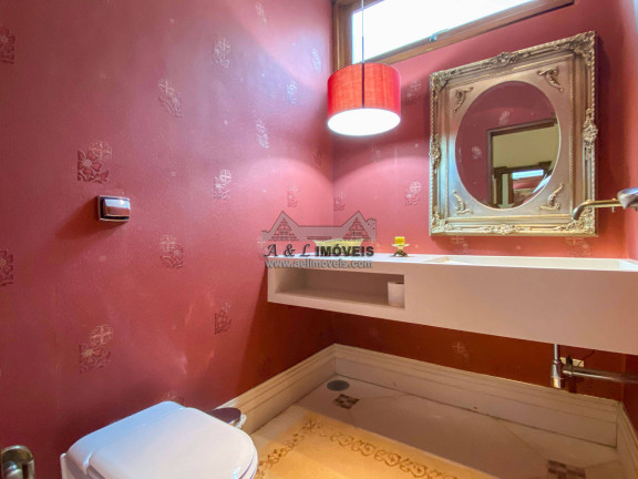 Imagem Casa de Condomínio com 4 Quartos à Venda, 298 m² em Vale Encantado - Campos Do Jordão